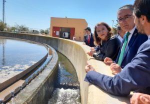 La consejera de Agricultura visita las obras de Marea en la EDAR Rincón de la Victoria que proporcionarán agua para riego