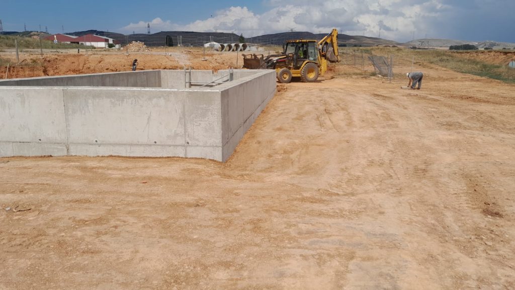 Muy avanzados los trabajos en la nueva EDARi del Polígono Industrial Los Llanos, en Mezquita de Jarque